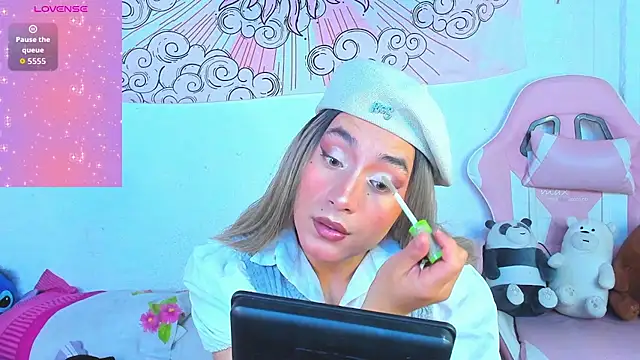 Snapshot of brihanna_cooper chatting on April 2026 02:08:01 PM brihanna cooper online show from April 2026 02:08:01 PM