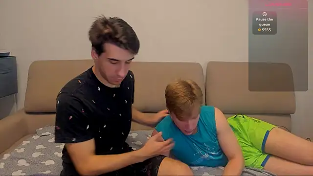 LawrenceMiles online show from November 2025 08:52:02 PM