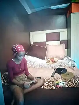 TinnyVsGiant online show from September 2025 01:35:01 PM