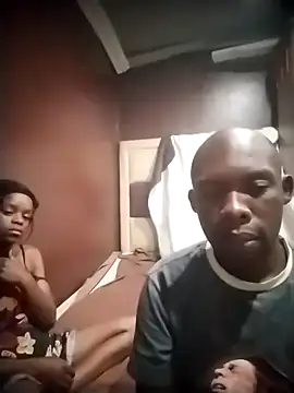 TinnyVsGiant online show from October 2025 08:59:02 PM