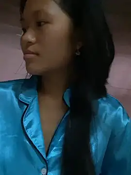 Snapshot of milo_bae chatting on May 2026 10:28:01 PM milo bae online show from May 2026 10:28:01 PM