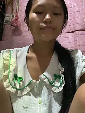 Snapshot of milo_bae chatting on May 2026 10:37:01 PM milo bae online show from May 2026 10:37:01 PM