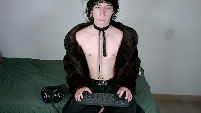 Snapshot of v3niceb1tch chatting on March 2026 03:23:02 AM v3niceb1tch online show from March 2026 03:23:02 AM