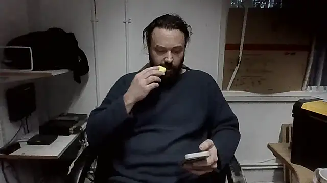 rogerevenmore online show from November 2025 03:45:01 PM