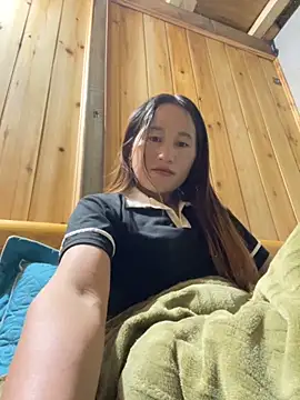 Snapshot of phungtiti chatting on November 2025 02:32:01 AM phungtiti online show from November 2025 02:32:01 AM