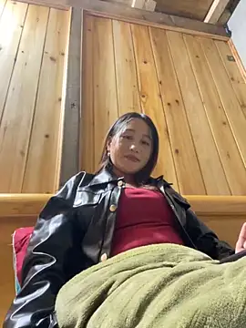 Snapshot of phungtiti chatting on November 2025 05:18:01 AM phungtiti online show from November 2025 05:18:01 AM