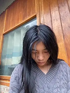 Snapshot of EmLy02 chatting on November 2025 12:02:01 AM EmLy02 online show from November 2025 12:02:01 AM