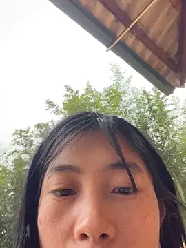 EmLy02 online show from January 2026 01:43:01 AM