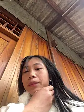 EmLy02 online show from February 2026 03:36:01 AM