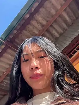 EmLy02 online show from February 2026 12:53:01 AM