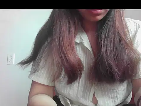 Snapshot of fanchunn chatting on April 2026 03:53:02 AM fanchunn online show from April 2026 03:53:02 AM