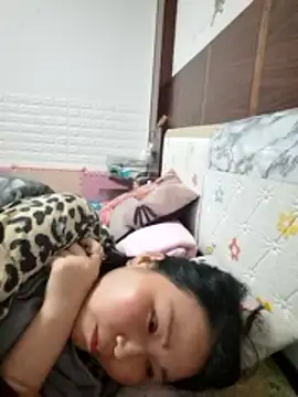 Snapshot of lingling5200 chatting on April 2026 07:36:01 PM lingling5200 online show from April 2026 07:36:01 PM