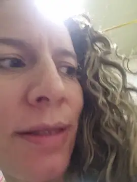 Snapshot of Nina_vallon chatting on December 2025 03:20:01 PM Nina vallon online show from December 2025 03:20:01 PM