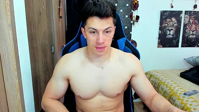 javiersexymann online show from December 2024 07:48:02 PM