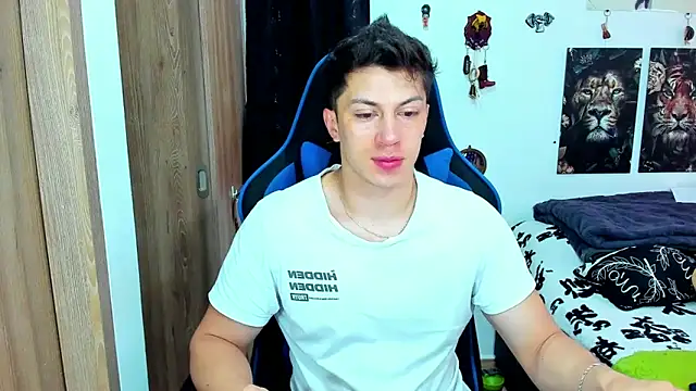 javiersexymann online show from February 2025 05:32:02 PM