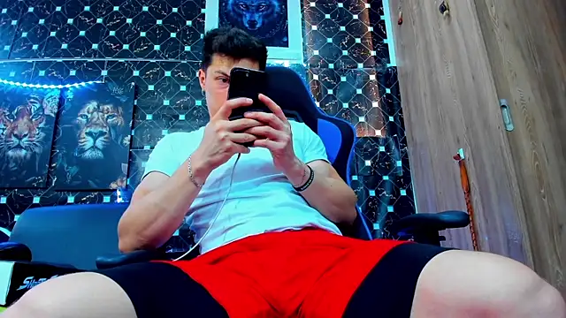 javiersexymann online show from September 2025 06:30:02 PM