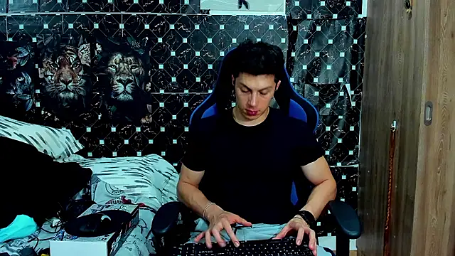 javiersexymann online show from March 2026 05:14:02 AM