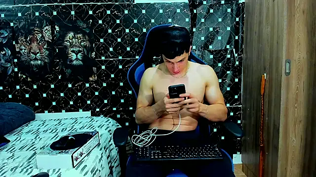 Snapshot of javiersexymann chatting on May 2026 01:14:02 AM javiersexymann online show from May 2026 01:14:02 AM