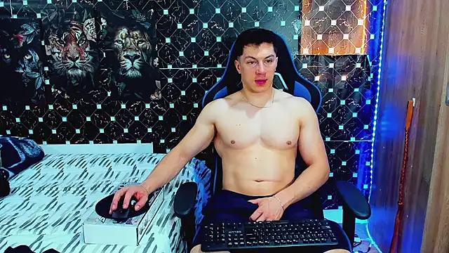 Snapshot of javiersexymann chatting on June 2026 05:19:01 PM javiersexymann online show from June 2026 05:19:01 PM