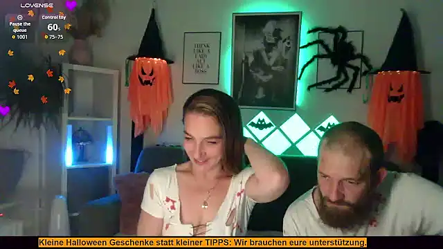 Snapshot of XBellaXundXUweX chatting on October 2025 06:41:02 PM XBellaXundXUweX online show from October 2025 06:41:02 PM