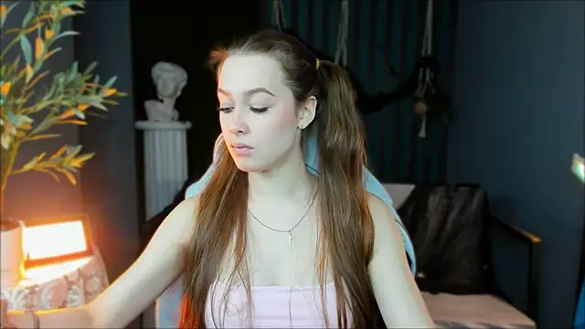 ArielSykes online show from October 2025 05:13:02 PM