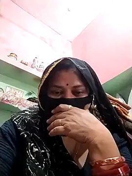 Rajnee33A online show from April 2026 03:53:02 AM