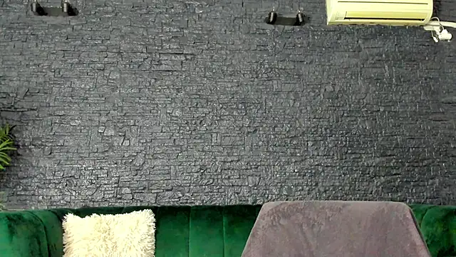 AnneSins online show from October 2025 06:04:01 PM