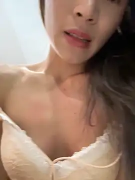 Snapshot of muxin_love chatting on December 2025 01:31:02 PM muxin love online show from December 2025 01:31:02 PM