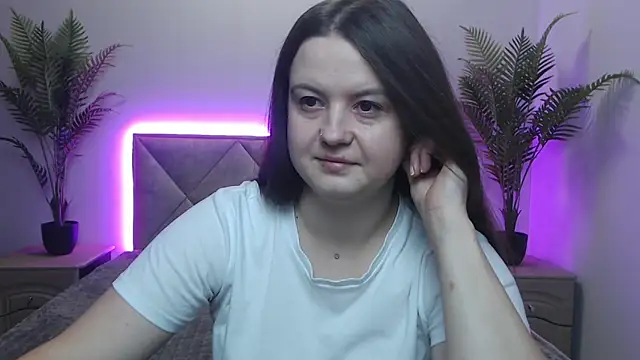 MavkaCute online show from September 2025 05:57:02 PM