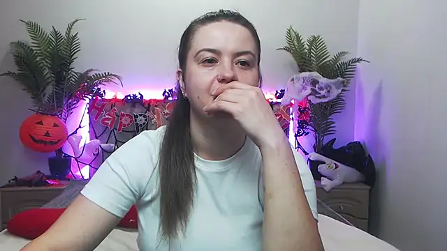 MavkaCute online show from October 2025 07:03:02 PM