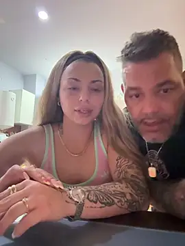 NoeliaGarcia17 online show from June 2026 01:00:01 AM