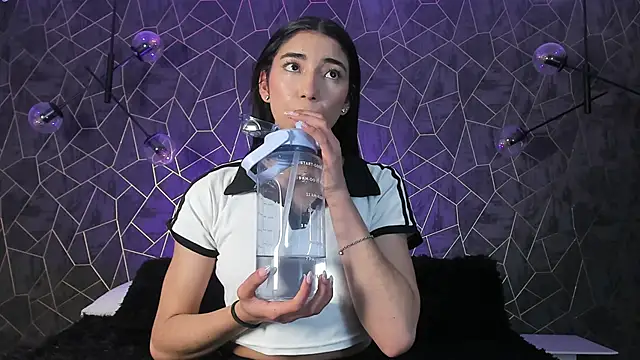 shumy angels online show from December 2025 10:51:03 PM