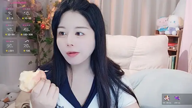 Snapshot of SweetTease2025 chatting on October 2025 02:37:01 PM SweetTease2025 online show from October 2025 02:37:01 PM