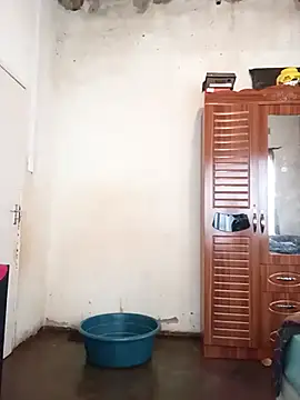 Snapshot of small_D94 chatting on October 2025 10:45:01 AM small D94 online show from October 2025 10:45:01 AM