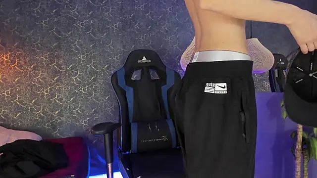 ArthurCox online show from November 2025 05:18:01 PM