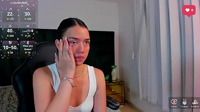 Snapshot of SaraWagner_ chatting on March 2026 12:12:01 AM SaraWagner online show from March 2026 12:12:01 AM