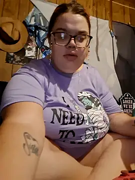 Snapshot of GoddessDess chatting on September 2025 11:32:02 PM GoddessDess online show from September 2025 11:32:02 PM