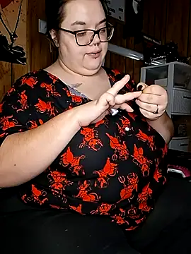 Snapshot of GoddessDess chatting on October 2025 08:15:02 PM GoddessDess online show from October 2025 08:15:02 PM