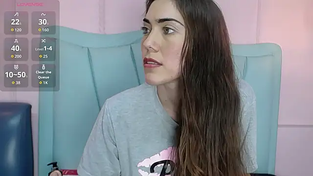 danna7cute online show from December 2025 09:11:02 PM