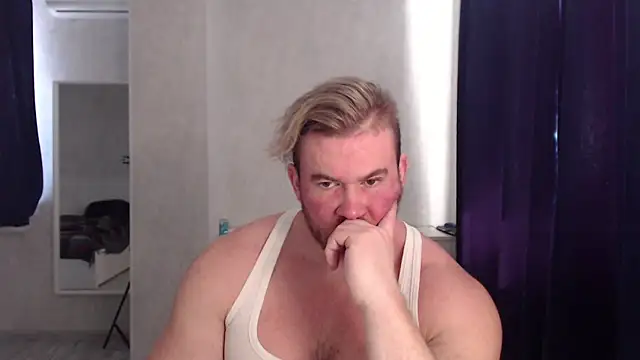 Snapshot of ThorHemsworthRU chatting on March 2025 09:40:02 AM ThorHemsworthRU online show from March 2025 09:40:02 AM