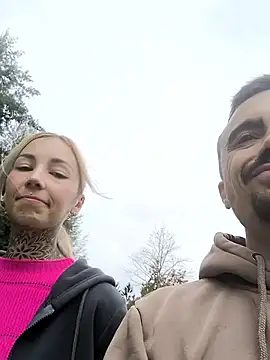 Snapshot of MilotheSwitch chatting on September 2025 04:39:02 PM MilotheSwitch online show from September 2025 04:39:02 PM