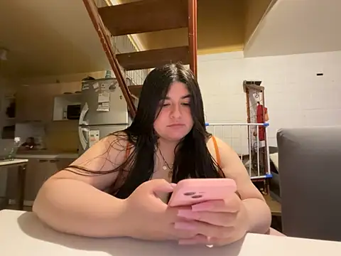Snapshot of Tukatita69 chatting on May 2026 02:29:02 AM Tukatita69 online show from May 2026 02:29:02 AM