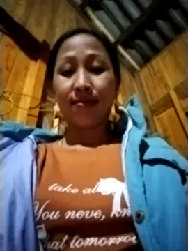 cute love00 online show from November 2025 01:05:02 AM