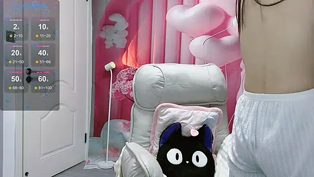 Ya-Ya- online show from May 2026 11:11:01 PM