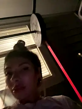 Snapshot of bbgurlnickii chatting on September 2025 06:24:02 AM bbgurlnickii online show from September 2025 06:24:02 AM