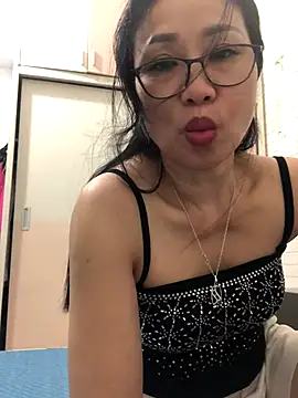 Vitamin sexy online show from October 2025 12:50:02 PM