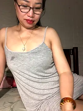 Vitamin sexy online show from November 2025 12:42:02 AM
