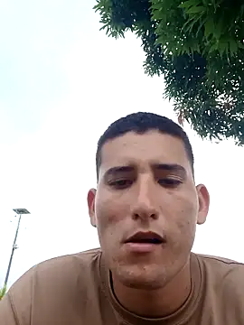 uribe23 online show from October 2025 07:33:01 PM