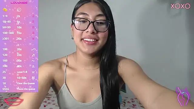 Snapshot of Allison_19__ chatting on October 2025 10:03:01 AM Allison 19 online show from October 2025 10:03:01 AM