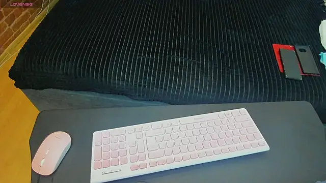 Snapshot of Cutiee_Alicee chatting on April 2026 07:48:01 PM Cutiee Alicee online show from April 2026 07:48:01 PM